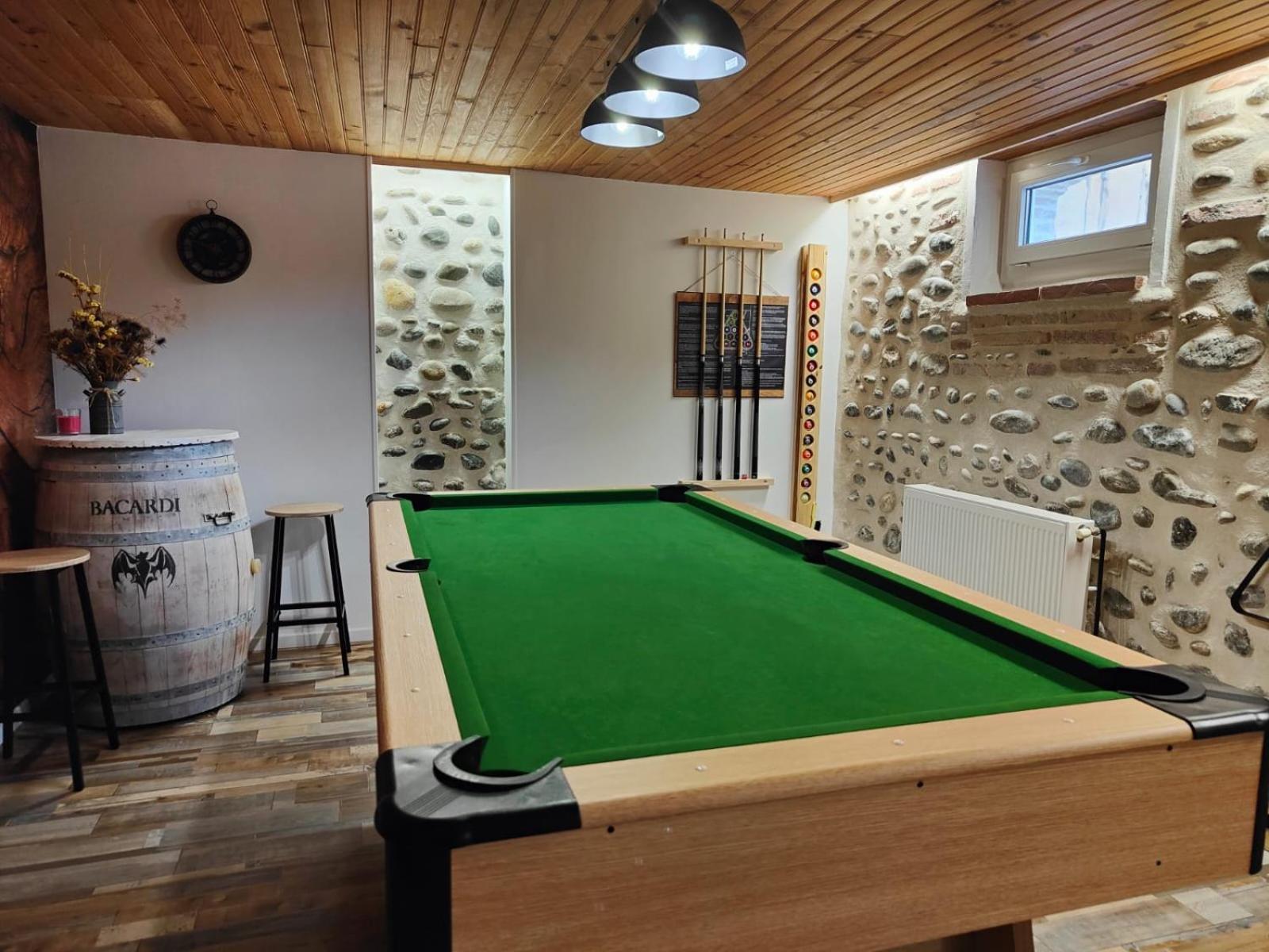 Villa Garona Avec Billard Proche Pyrenees Cazeres Ngoại thất bức ảnh