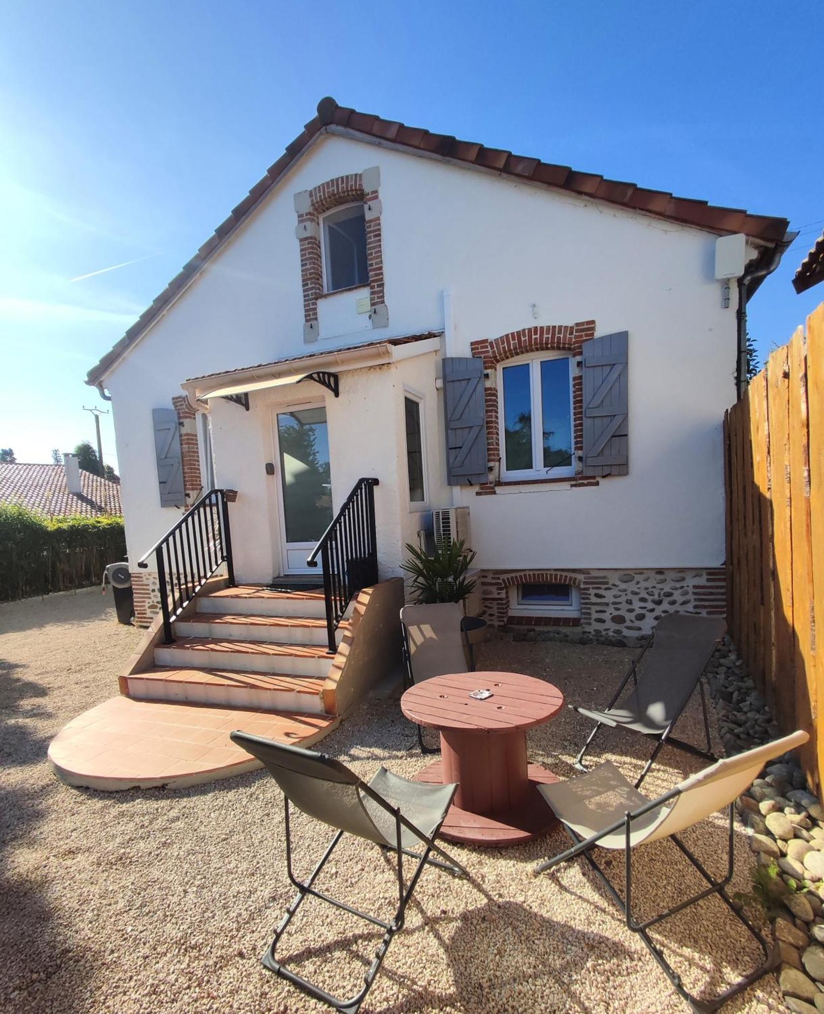 Villa Garona Avec Billard Proche Pyrenees Cazeres Ngoại thất bức ảnh