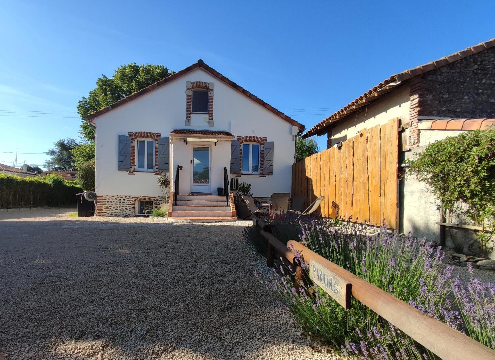 Villa Garona Avec Billard Proche Pyrenees Cazeres Ngoại thất bức ảnh